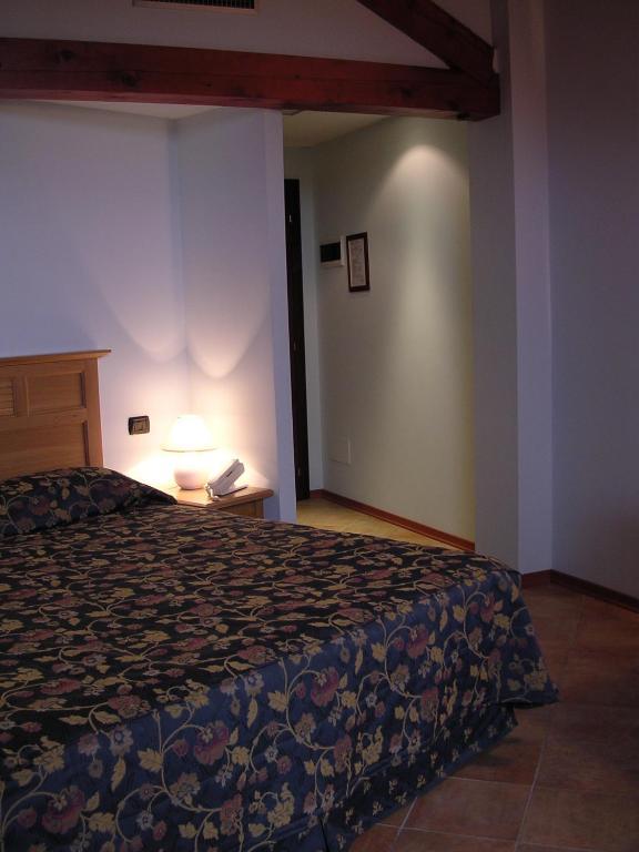 La Locanda Del Melograno Moncalvo Room photo
